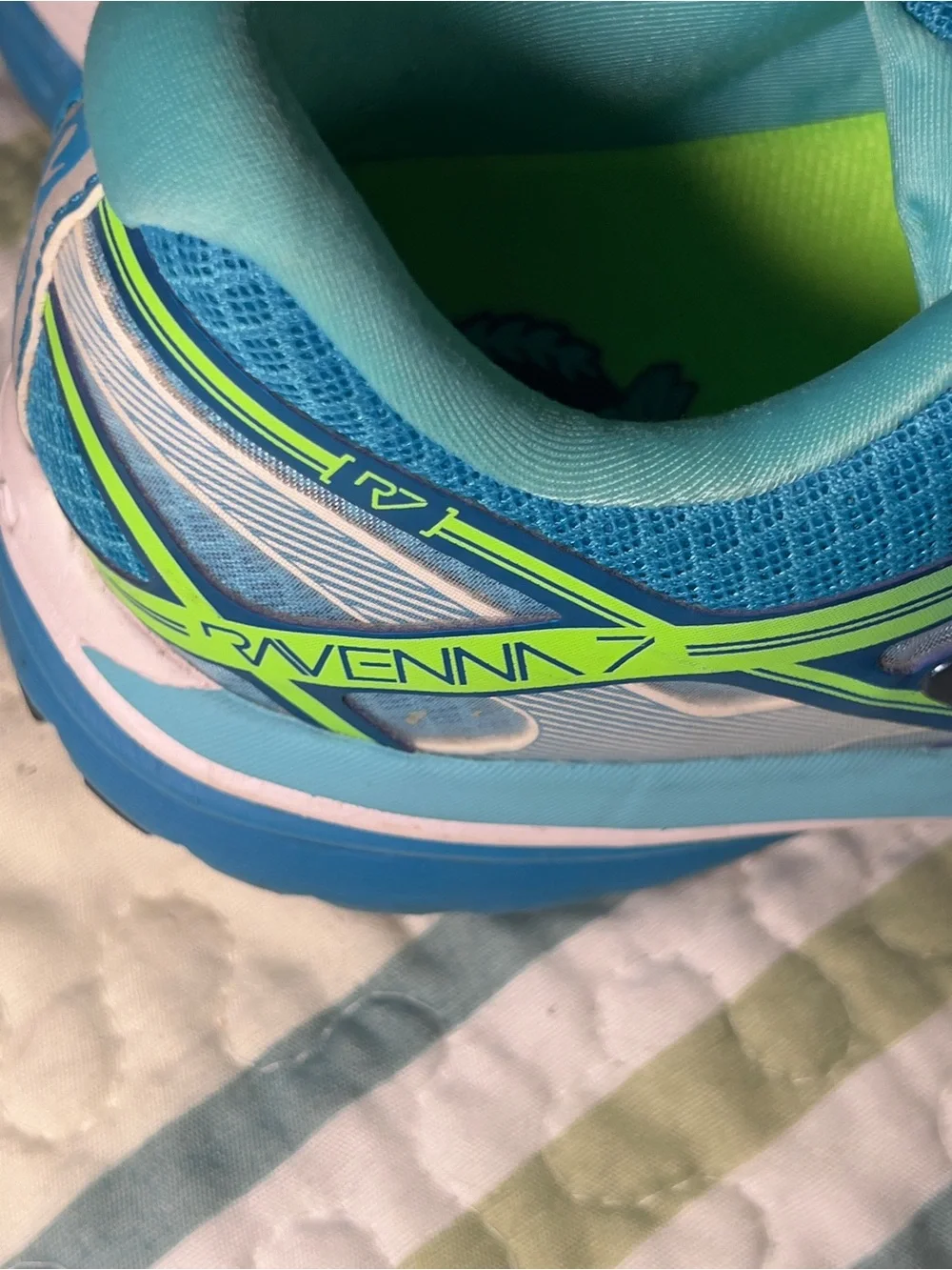 Brooks athletic running